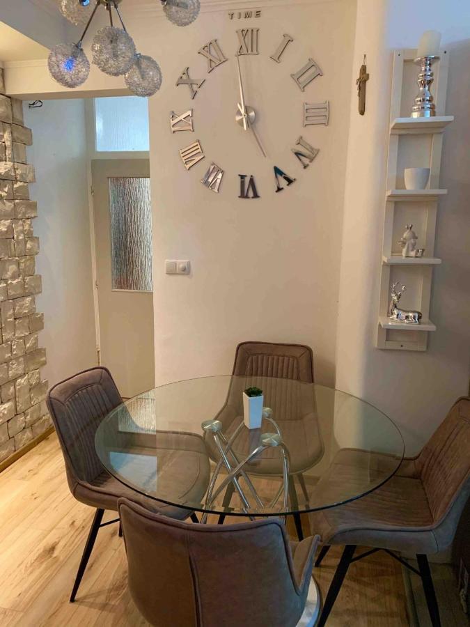 Apartment Beg Rab Town Exterior photo